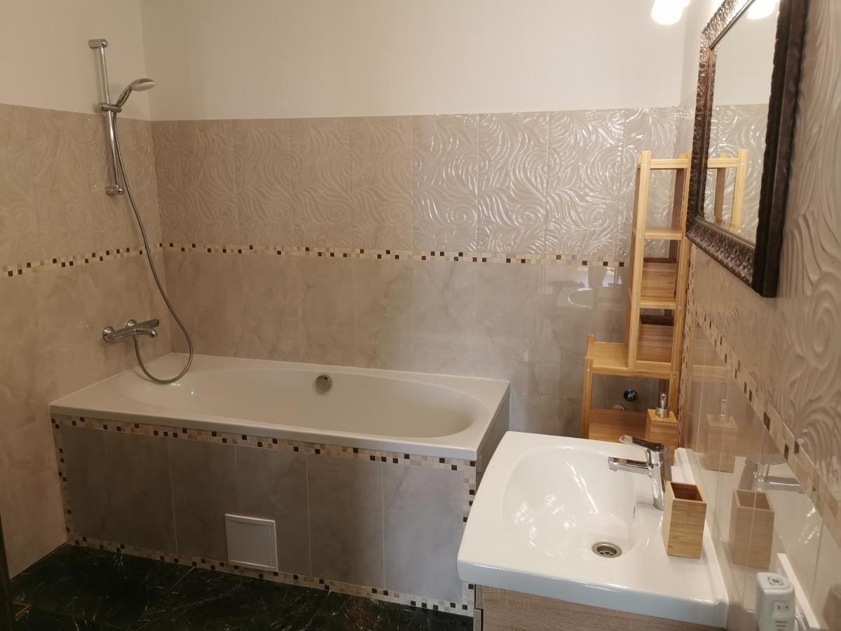 Saulelydzio Apartamentai Palanga Esterno foto